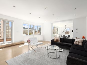 165 East 72nd Street