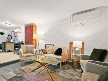 21 Bleecker Street
