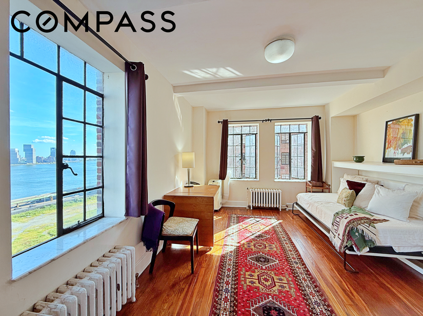 25 Tudor City Place 923, New York NY 10017