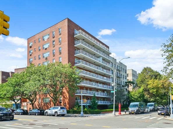 1608 Ocean Parkway 8B, Brooklyn NY 11223