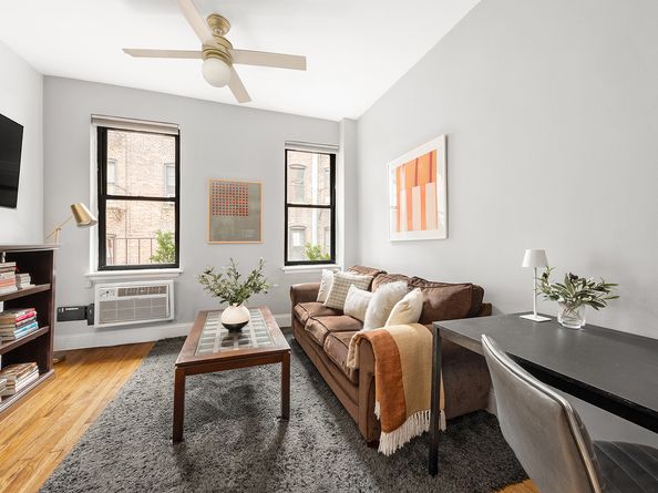 220 East 87th Street 2H 3H, New York NY 10128