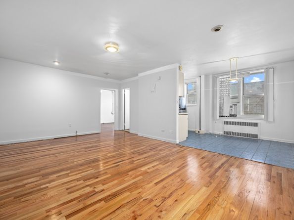 67-30 Clyde Street 6G, Queens NY 11375