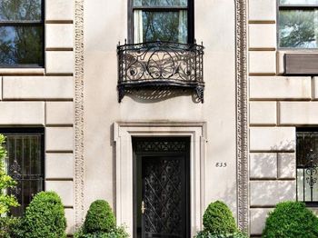 834 Fifth Avenue