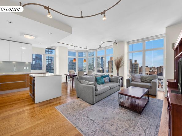 555 West 59th Street 29A, New York NY 10019