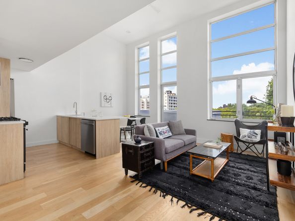 93 Waverly Avenue PH, Brooklyn NY 11205