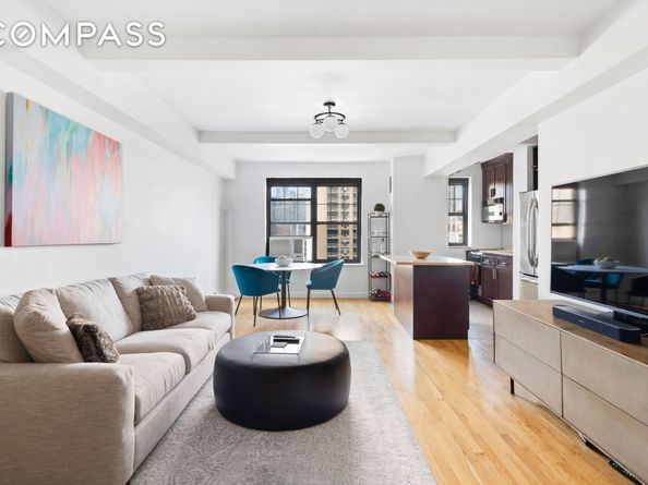 200 East 16th Street 11GH, New York NY 10003