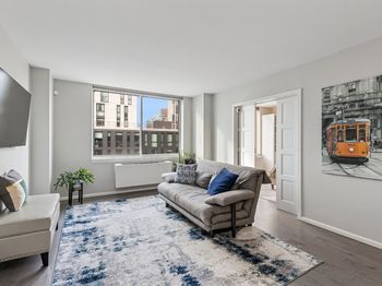 275 Greenwich Street