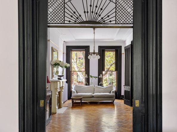 309 Vanderbilt Avenue, Brooklyn NY 11205