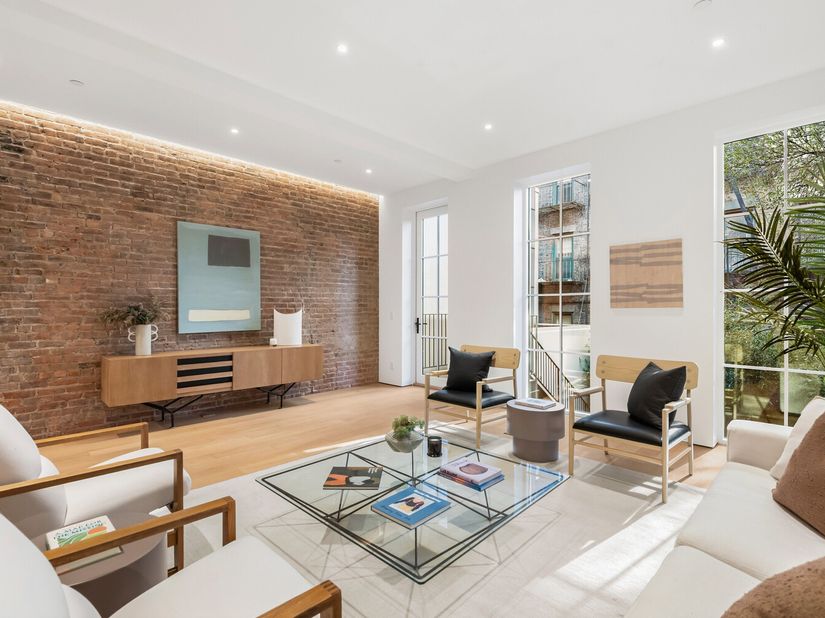313 East 6th Street GARDEN, New York NY 10003