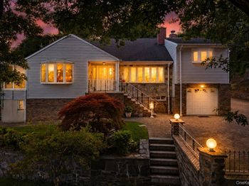 81 Avondale Road