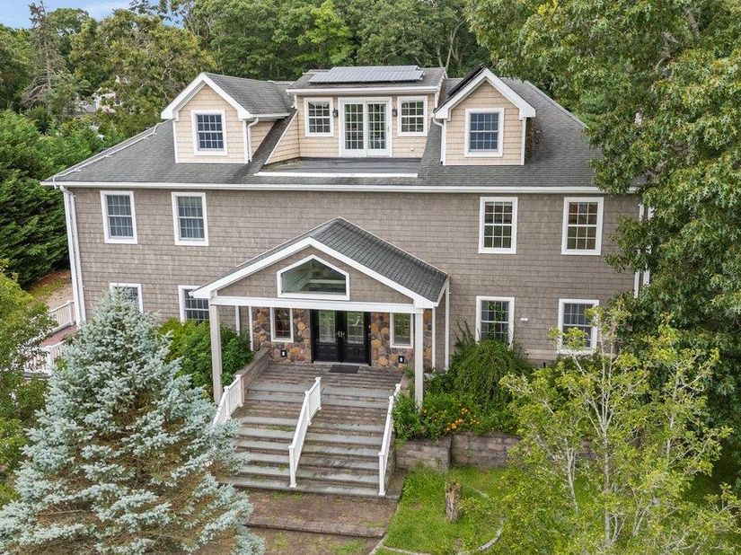 33A Newtown Road, Hampton Bays NY 11946