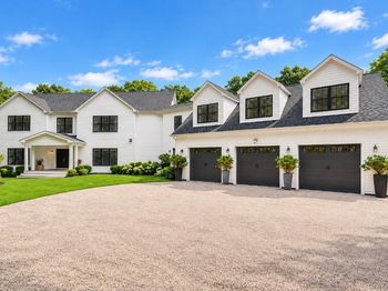 421 Edge of Woods Road