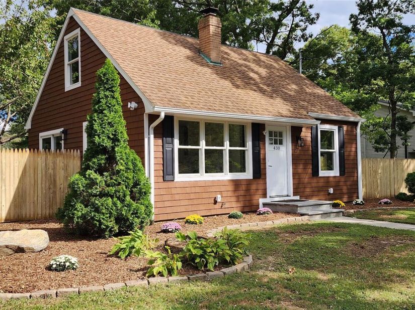 430 Boxwood Drive, Shirley NY 11967