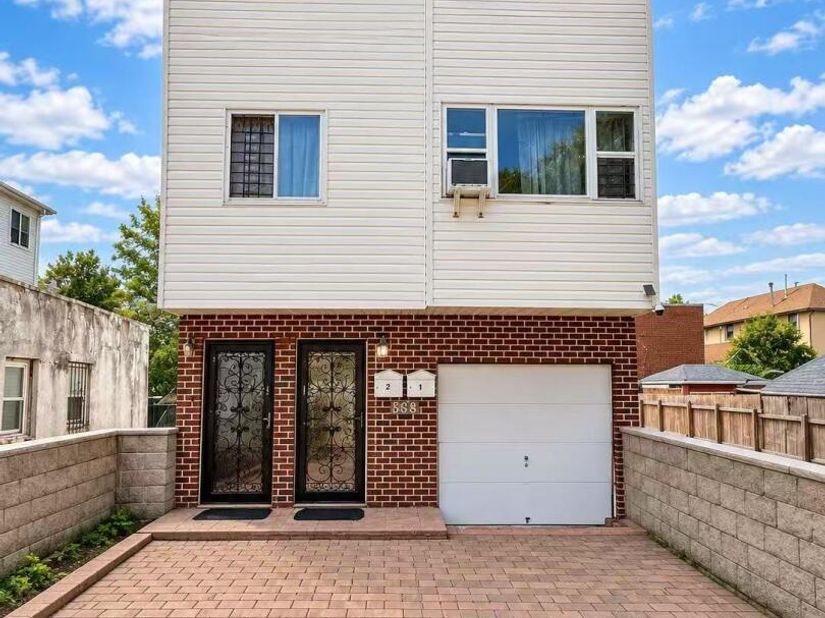 998 Crescent Street, Brooklyn NY 11208