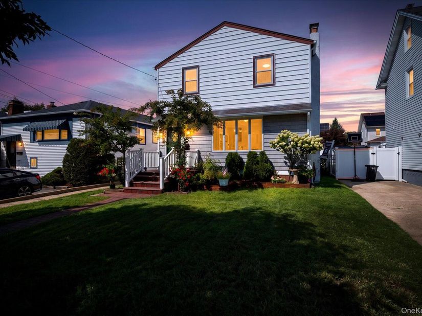 48 W Windsor Parkway, Oceanside NY 11572