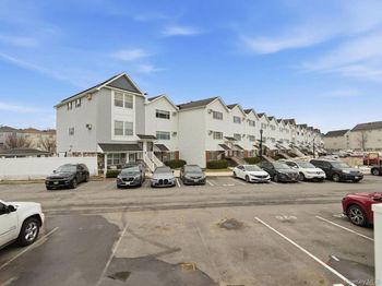 111 Horizon Court