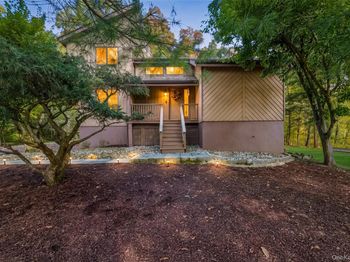 4 Amanda Court