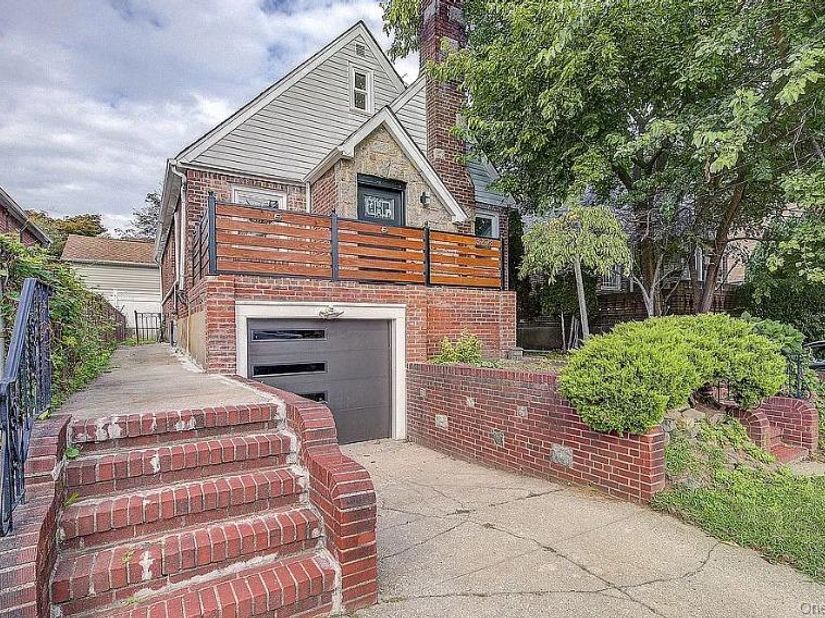 32-28 Utopia Parkway, Flushing NY 11358