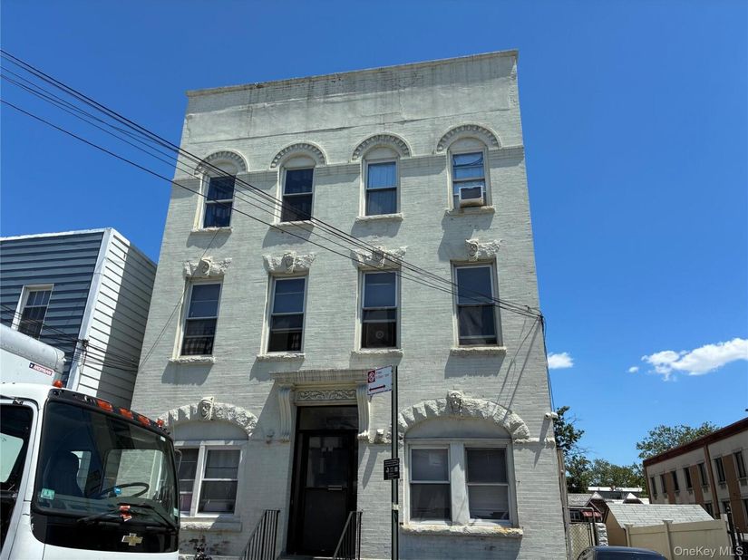 50-35 38th Street, Long Island City NY 11101