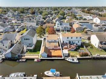 644 S 8th Street