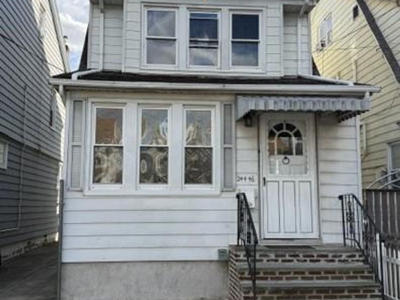 24446 89th Avenue, Bellerose NY 11426