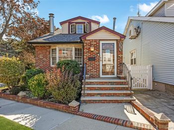 71-32 Caldwell Avenue