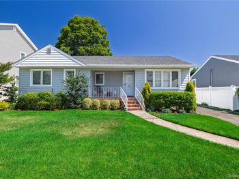676 Dickens Avenue