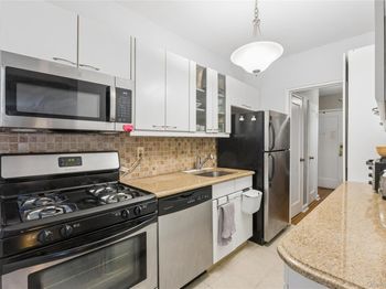 123-35 82 Road