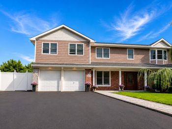 108 Burr Road