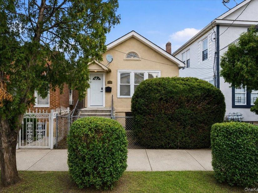 3038 Tiemann Avenue, Bronx NY 10469