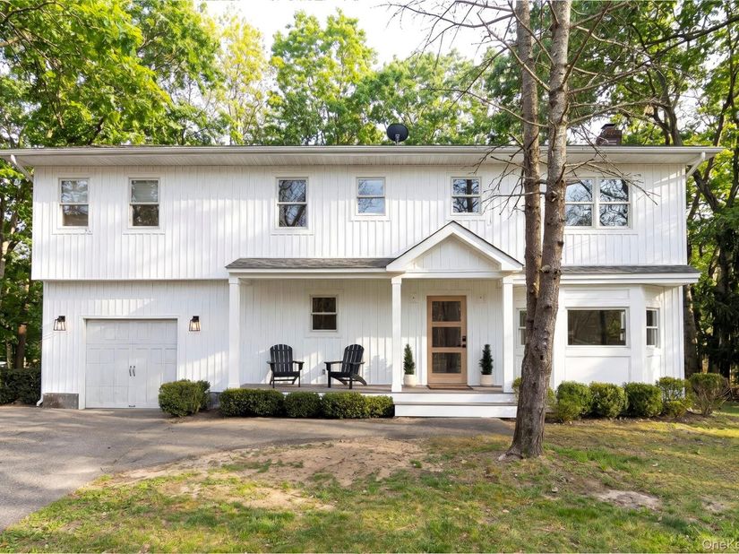 Undisclosed Address #1034955, Bridgehampton NY 11932