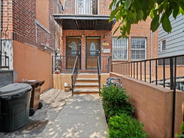 825 E 224th Street 2, Bronx NY 10466