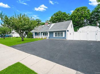 5 Horseshoe Drive