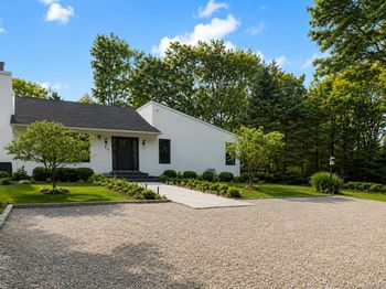 98 Old Farm Road
