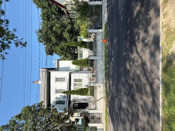 205 S 6th Avenue, Mount Vernon NY 10550
