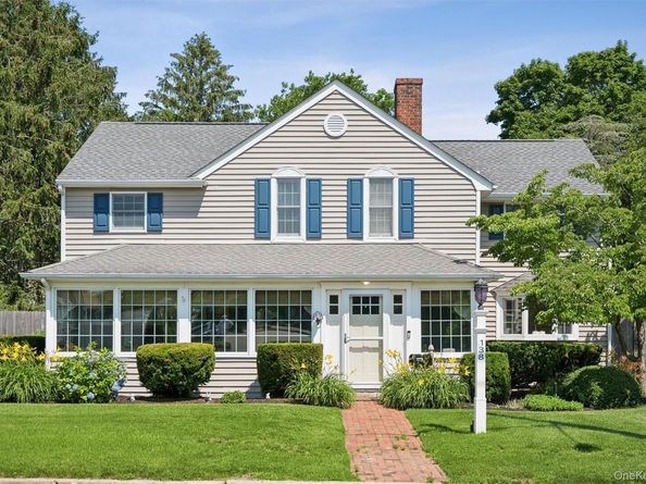 138 Hallock Street, Riverhead NY 11901
