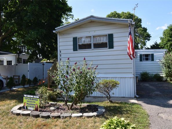 116 Lincoln Avenue, Holbrook NY 11741