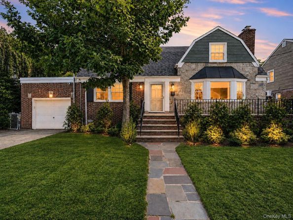198 Canterbury, Lynbrook NY 11563