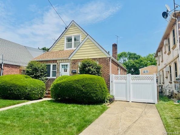 8663 Musket Street, Queens Village NY 11427