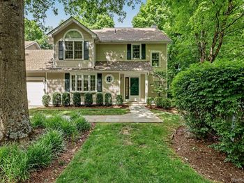 4 Annes Wood Lane