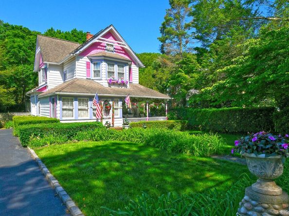 277 Vernon Valley Road, Northport NY 11768