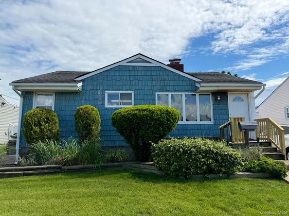 47 Van Buren Street, Freeport NY 11520