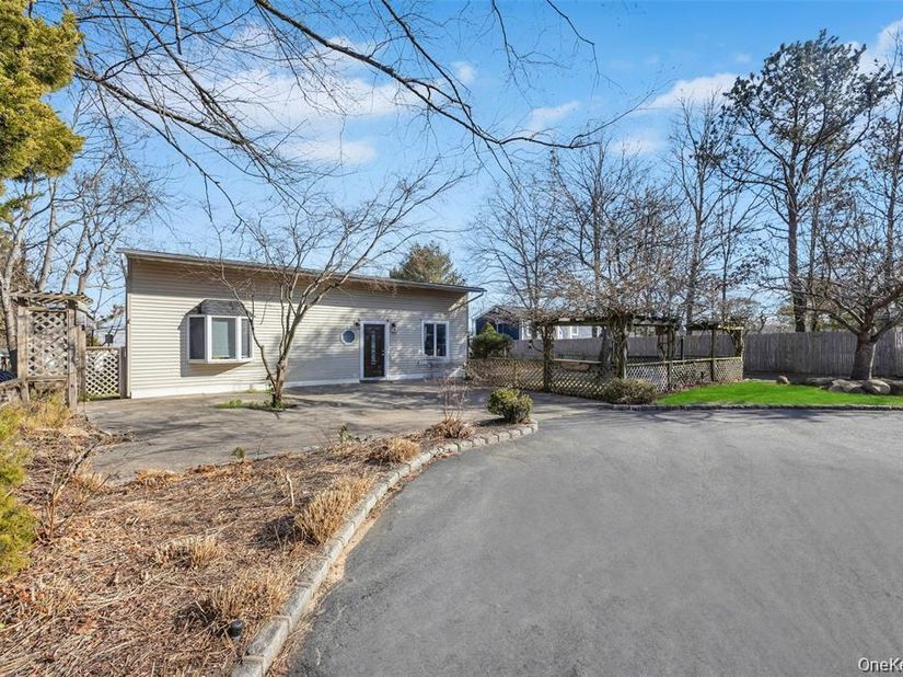79 C Traction Boulevard, Patchogue NY 11772