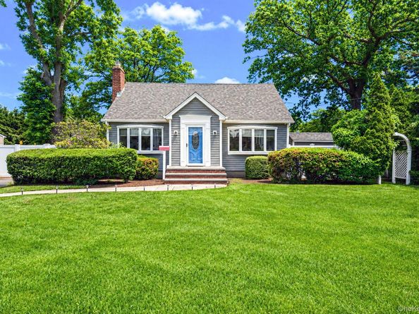 1905 Park Avenue, East Meadow NY 11554