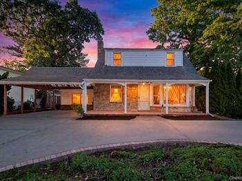 3499 Woodward Avenue