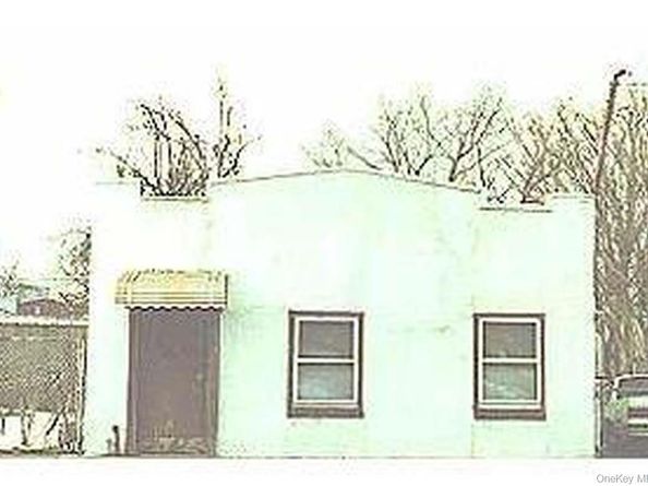 1000 Crescent Street, Brooklyn NY 11208