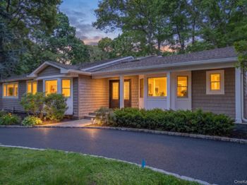 2 Rawlings Drive