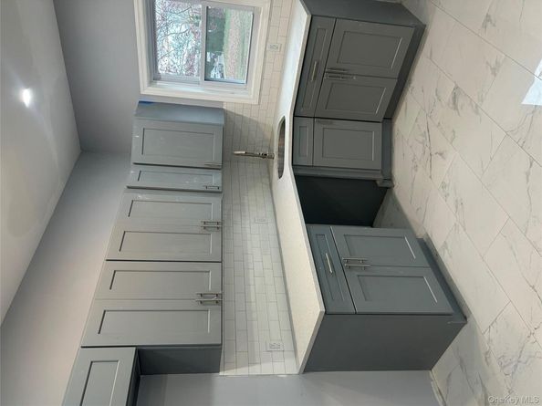 562 S 9th Avenue, Mount Vernon NY 10550