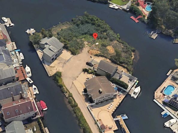 6 Island Plaza, Bellmore NY 11710