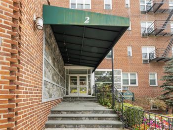 2 Bronxville Road
